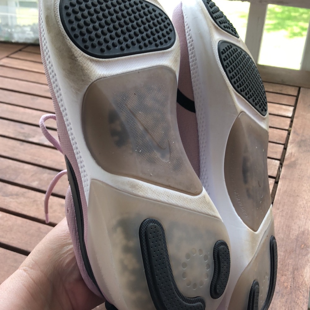 Nike running shoe 7.5 - Picture 5 of 6